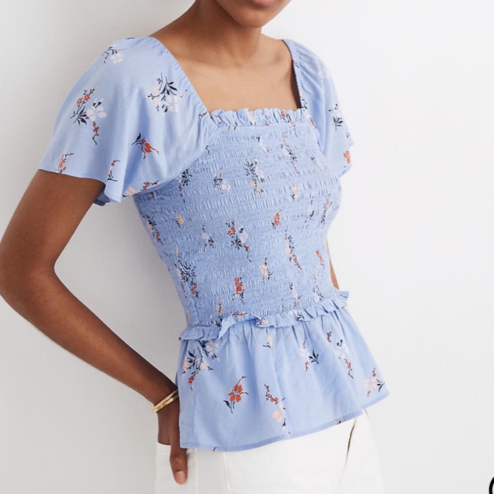 Madewell Smocked Flutter-Sleeve Top in Floral